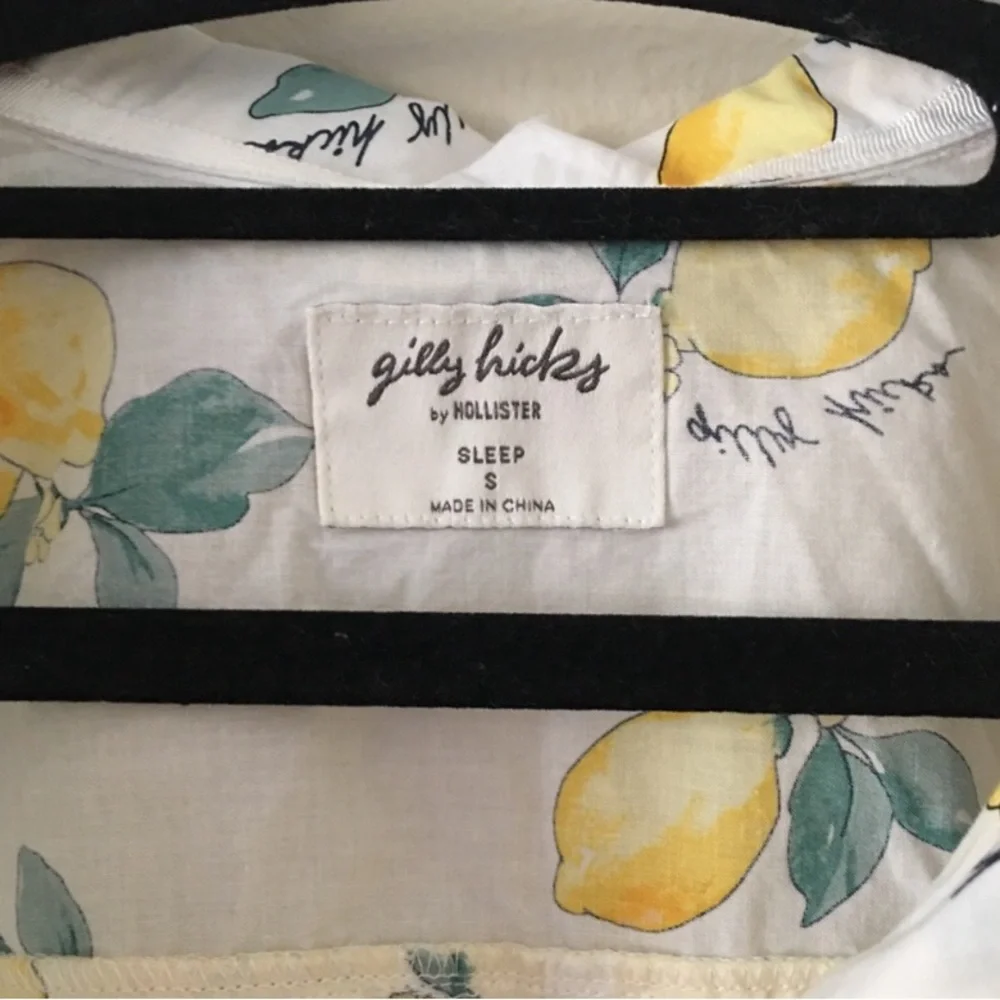 GILLY HICKS Lemon Sleep Top 🍋💚💛 - Picture 2 of 2